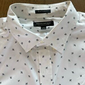 Banana Republic Men’s dress shirt